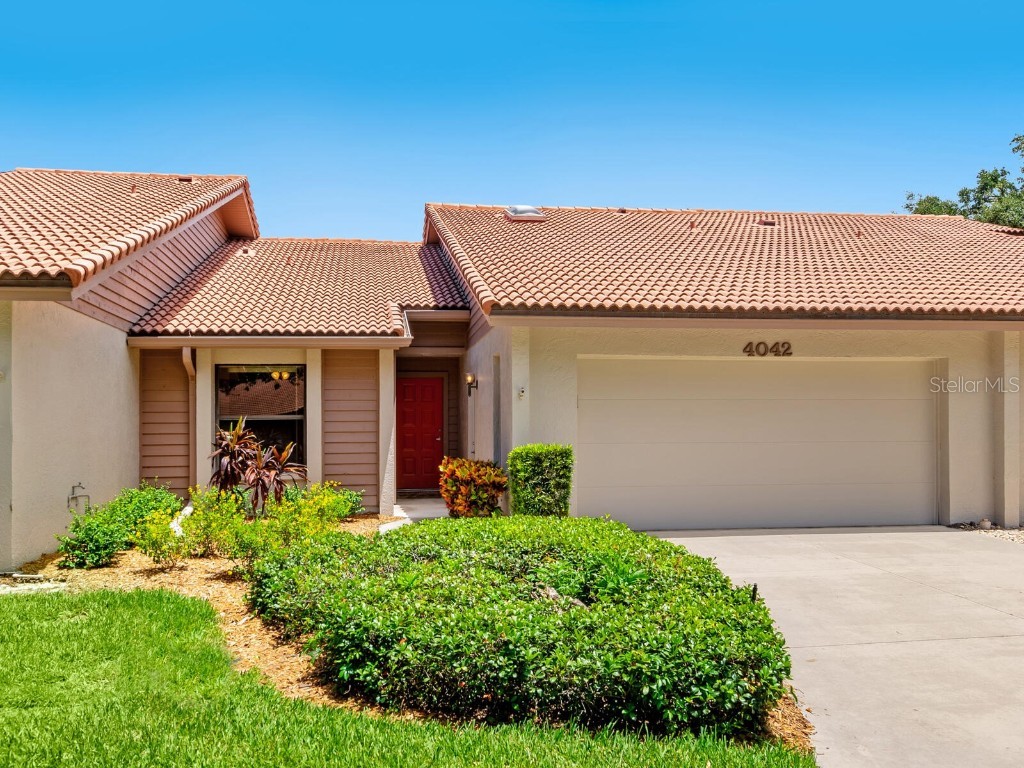 4042 Wilshire Circle E #151 Sarasota FL 34238 A4659506 image1