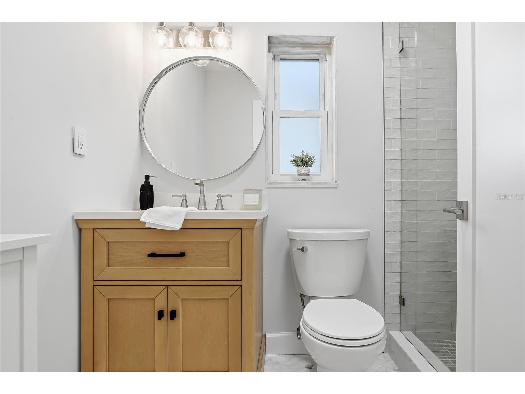 4043 Shore Acres Boulevard NE Saint Petersburg FL 33703 TB8493769 image20