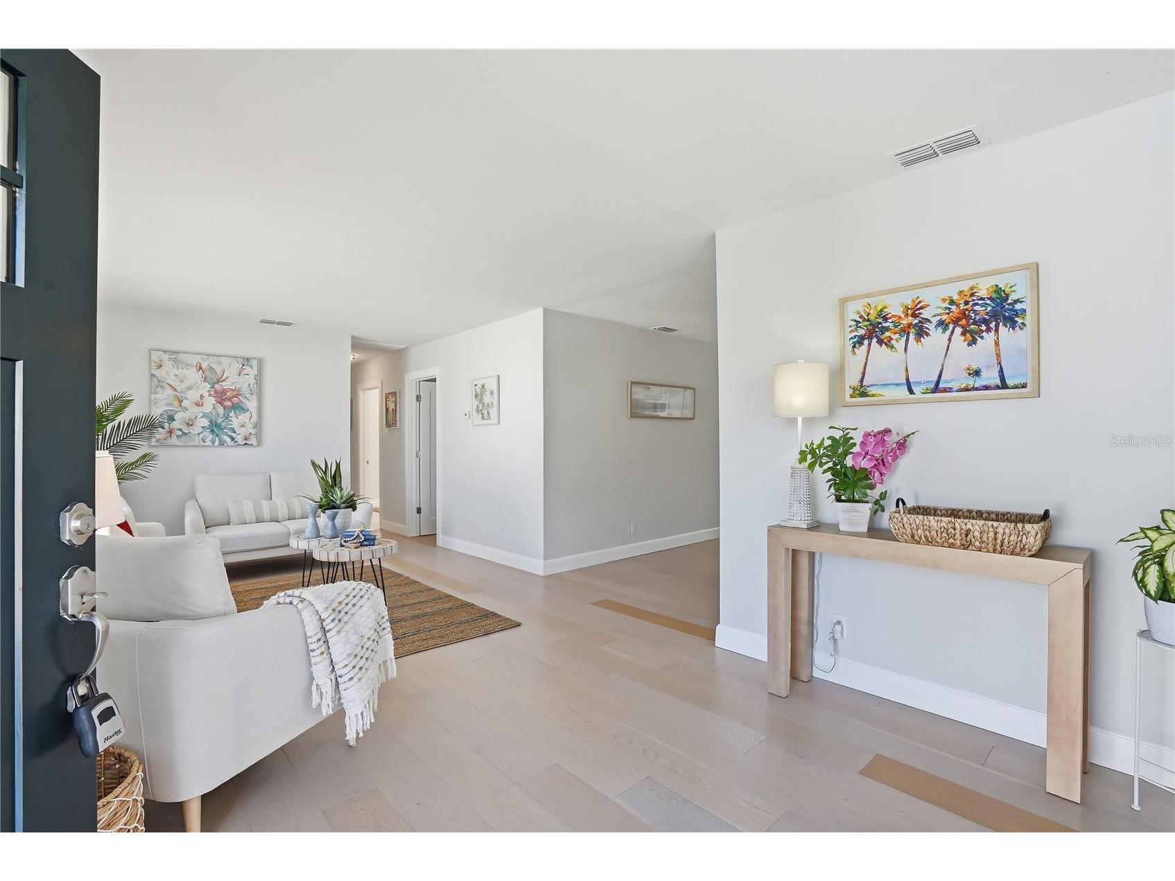 4043 Shore Acres Boulevard NE Saint Petersburg FL 33703 TB8493769 image6