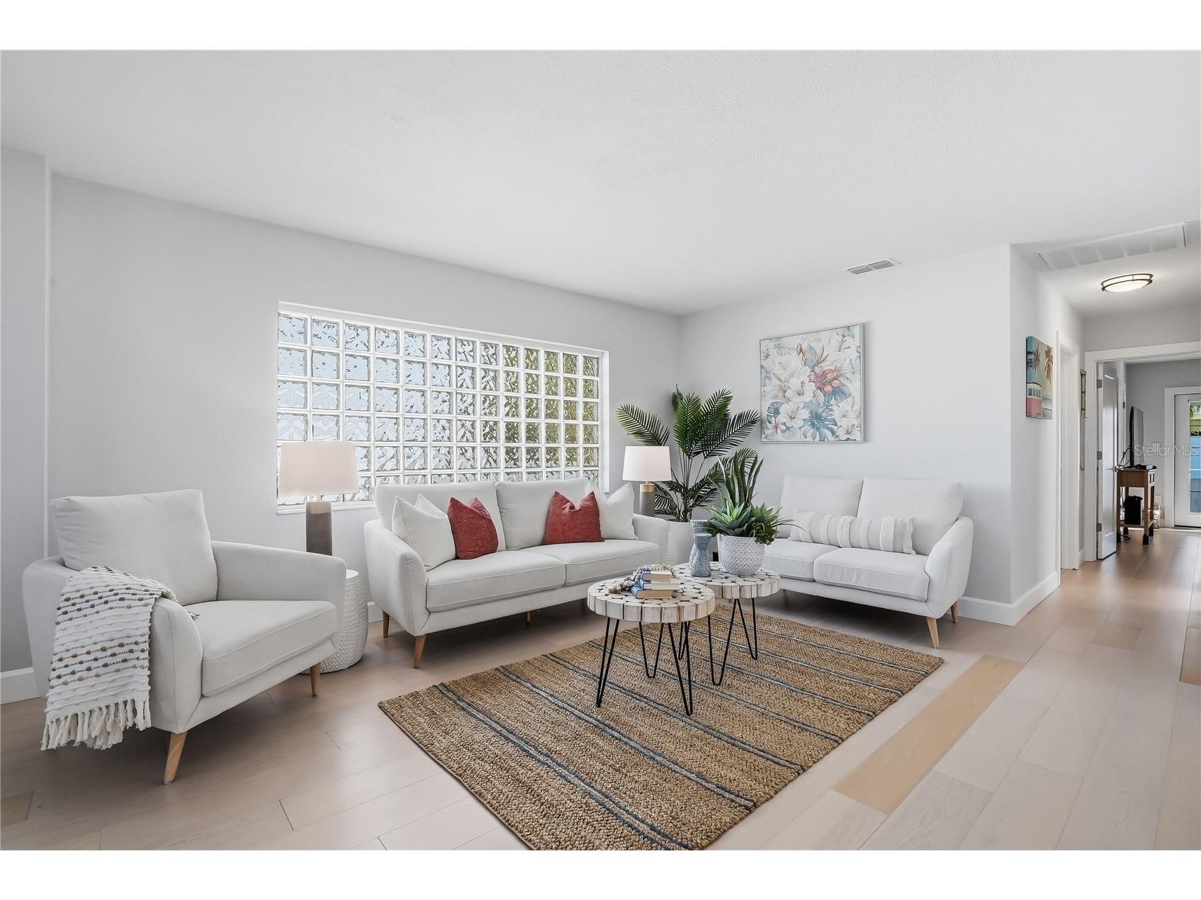 4043 Shore Acres Boulevard NE Saint Petersburg FL 33703 TB8493769 image9