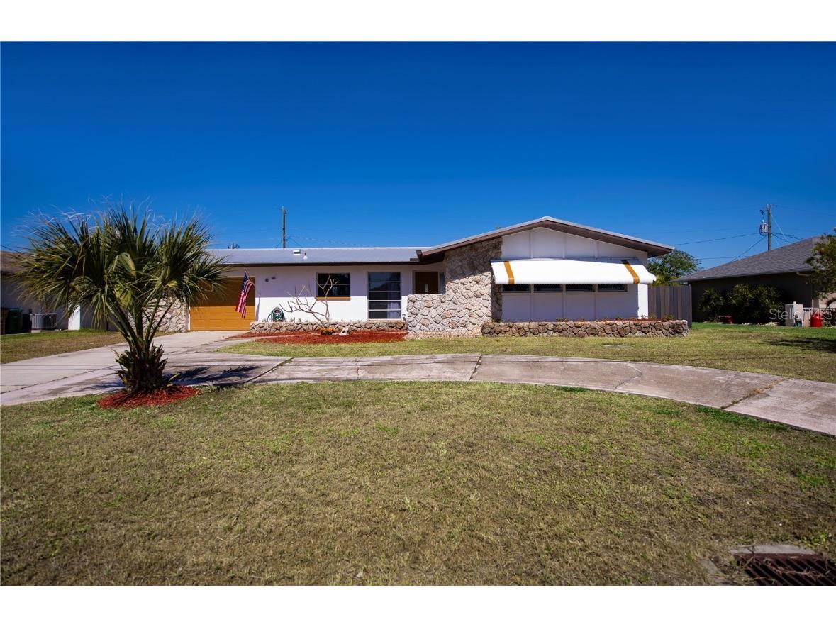 4044 Country Club Boulevard Cape Coral FL 33904 C7506634 image1