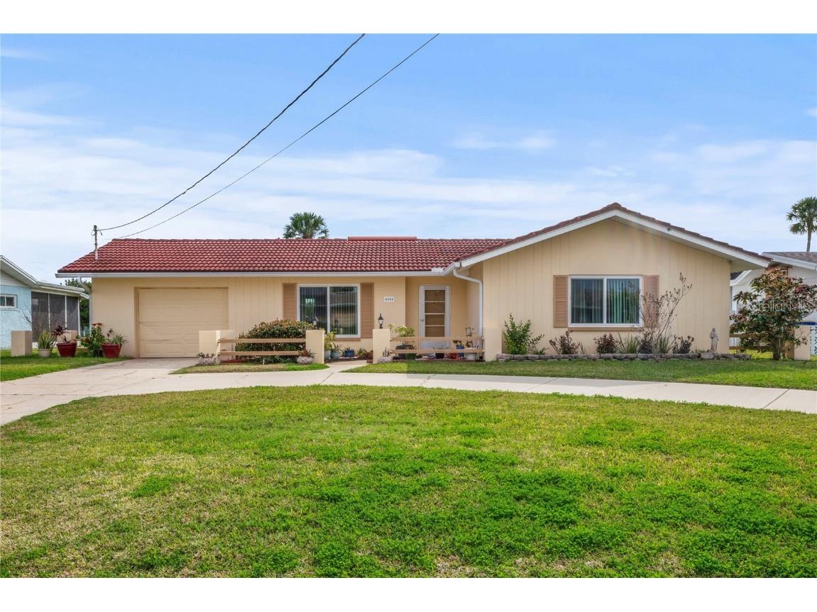 4044 Headsail Drive New Port Richey FL 34652 W7861907 image1