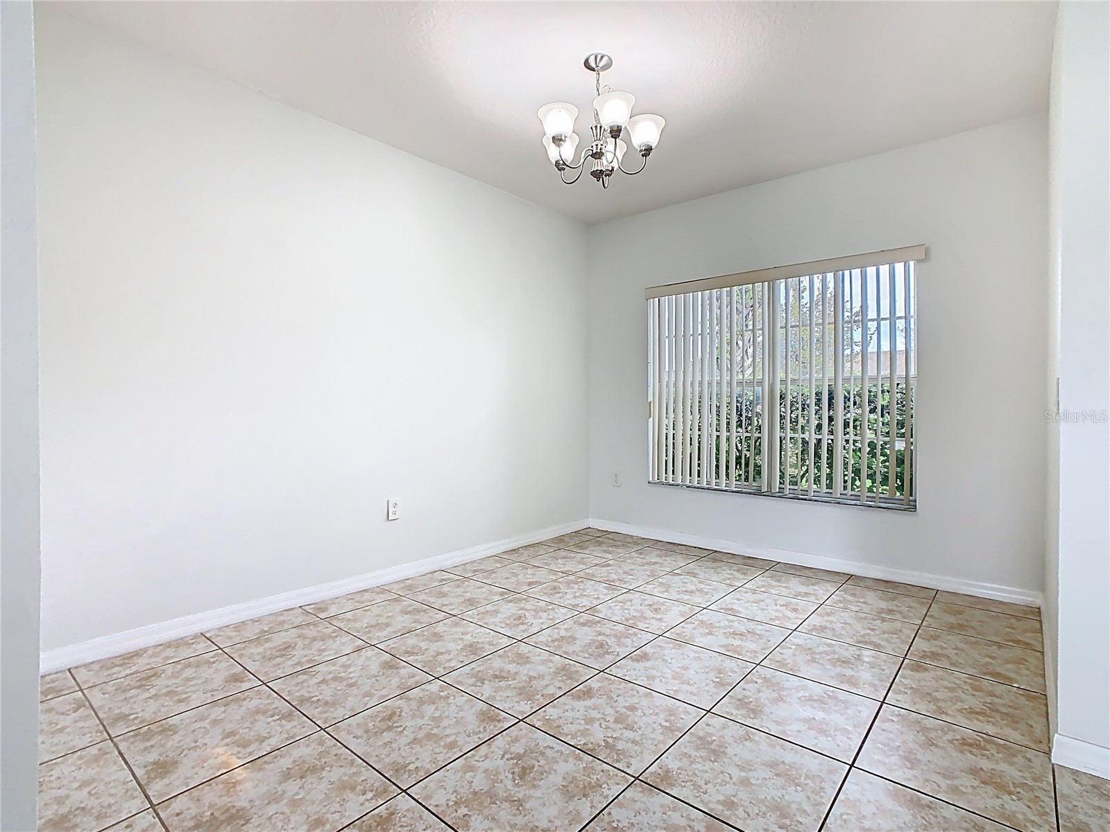 4044 Marina Isle Drive Kissimmee FL 34746 O6411232 image2