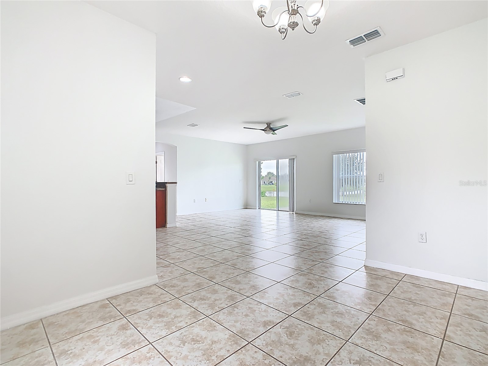 4044 Marina Isle Drive Kissimmee FL 34746 O6411232 image4