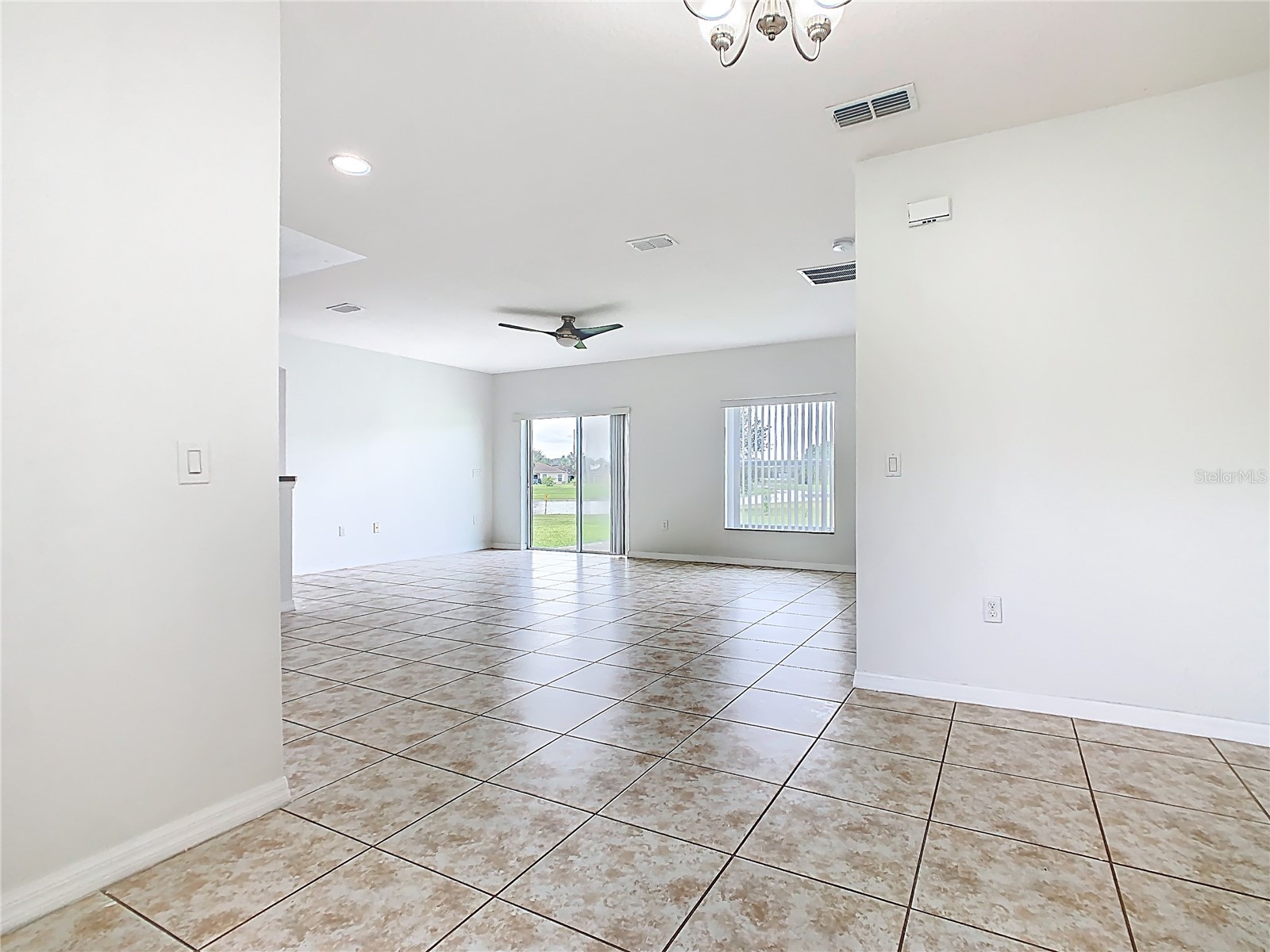 4044 Marina Isle Drive Kissimmee FL 34746 O6411232 image5