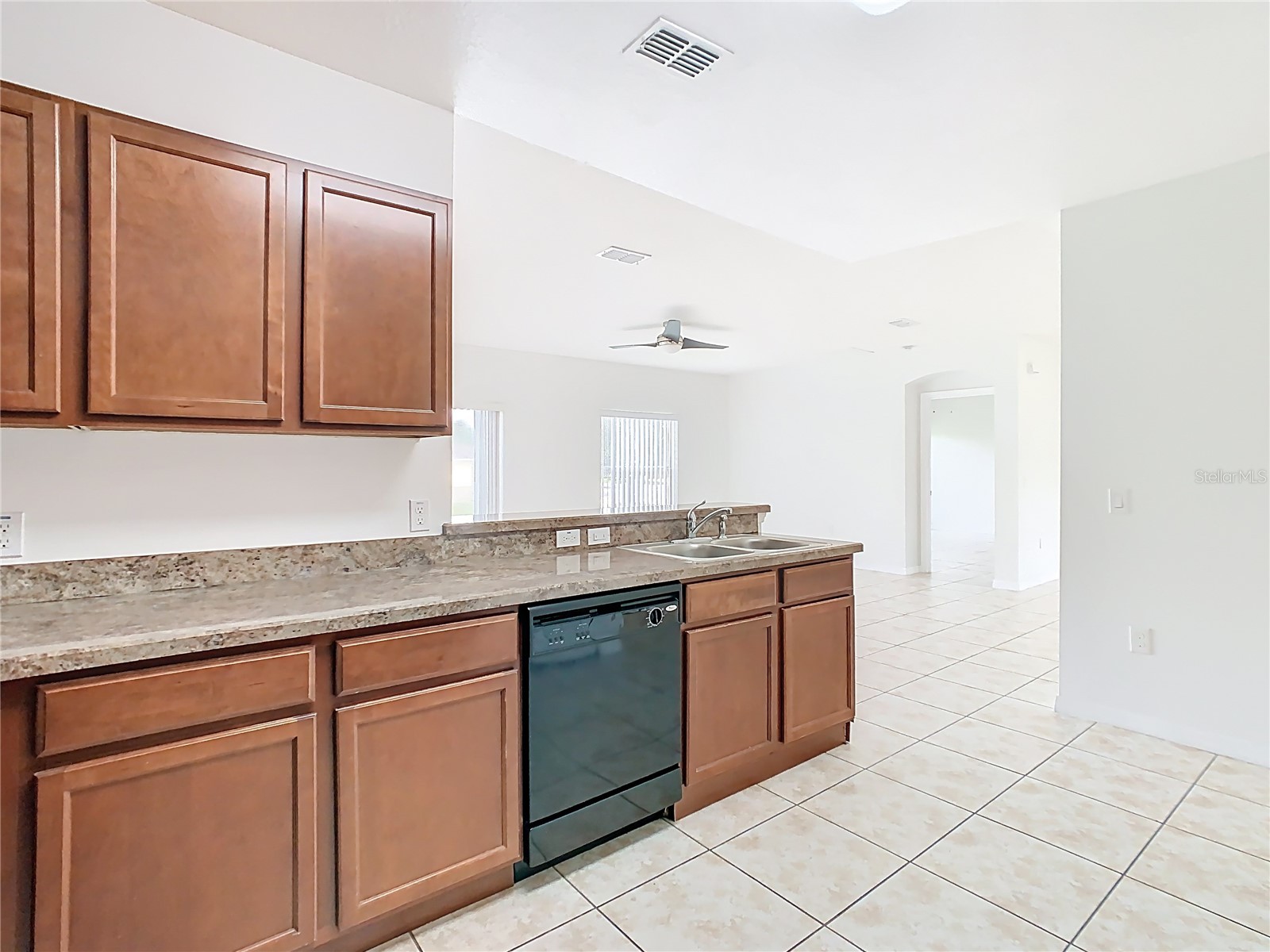 4044 Marina Isle Drive Kissimmee FL 34746 O6411232 image9