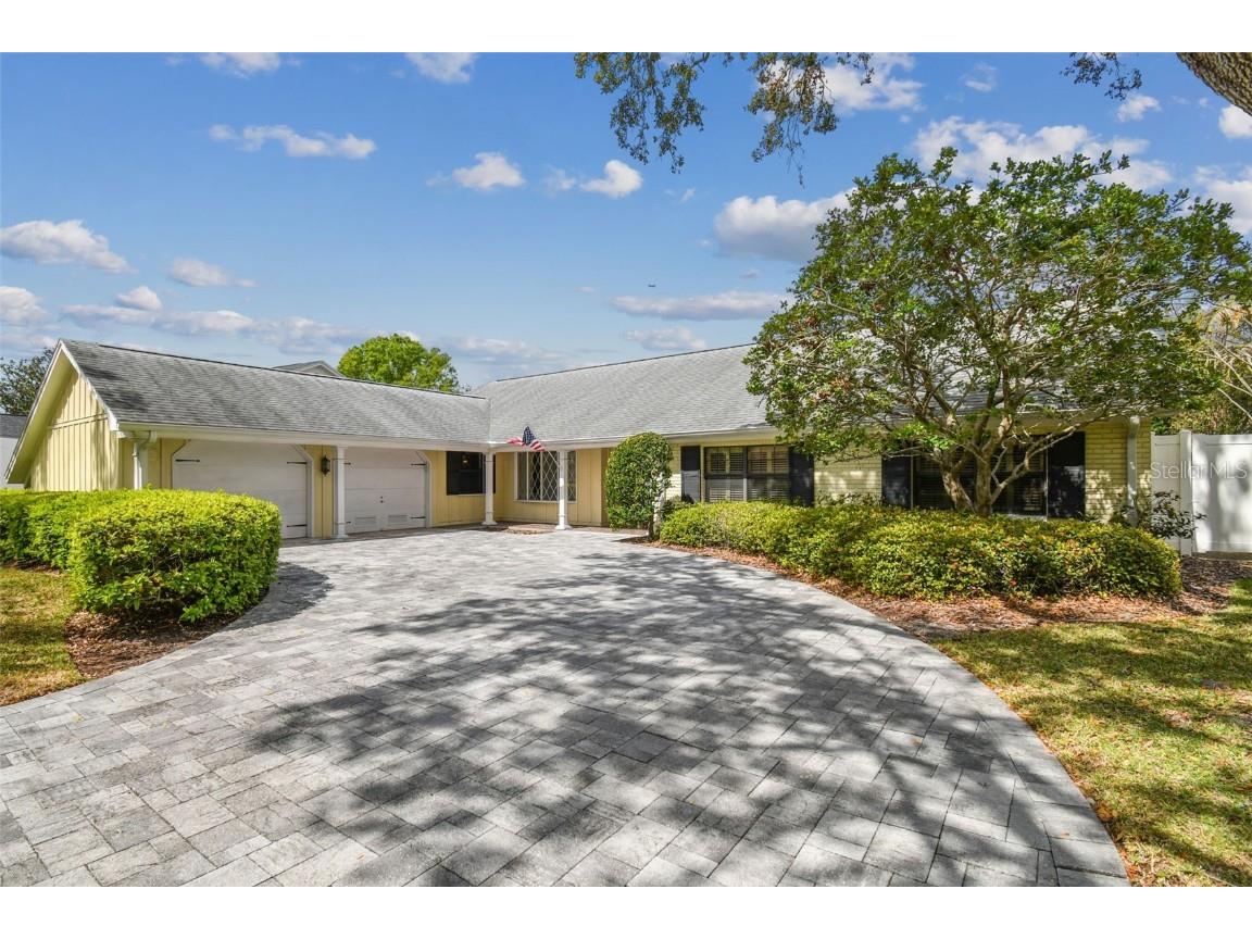 4044 Priory Circle Tampa FL 33618 TB8355501 image1