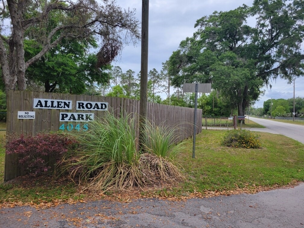 4045 Allen Rd Zephyrhills FL 33541 TB8407071 image1