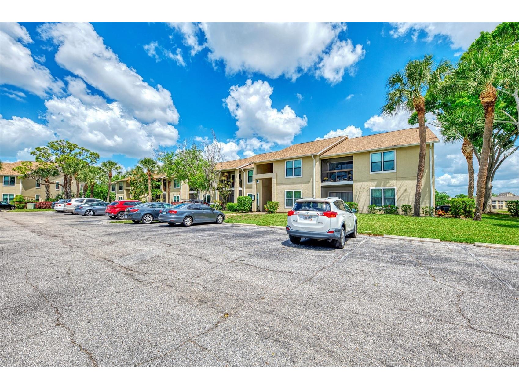 4045 Crockers Lake Boulevard #11 Sarasota FL 34238 TB8492484 image1