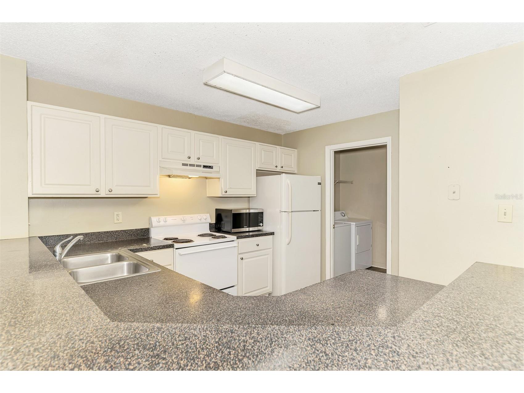 4045 Crockers Lake Boulevard #11 Sarasota FL 34238 TB8492484 image17
