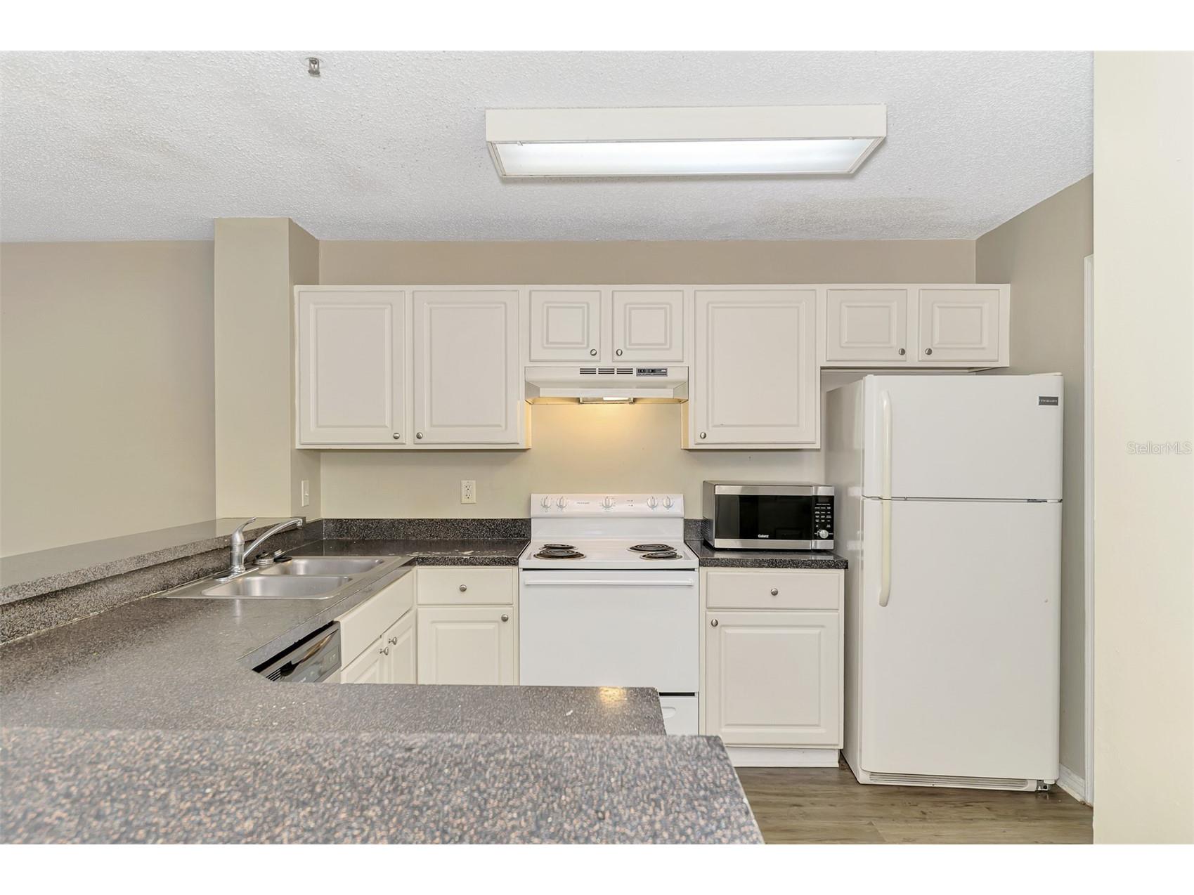 4045 Crockers Lake Boulevard #11 Sarasota FL 34238 TB8492484 image18