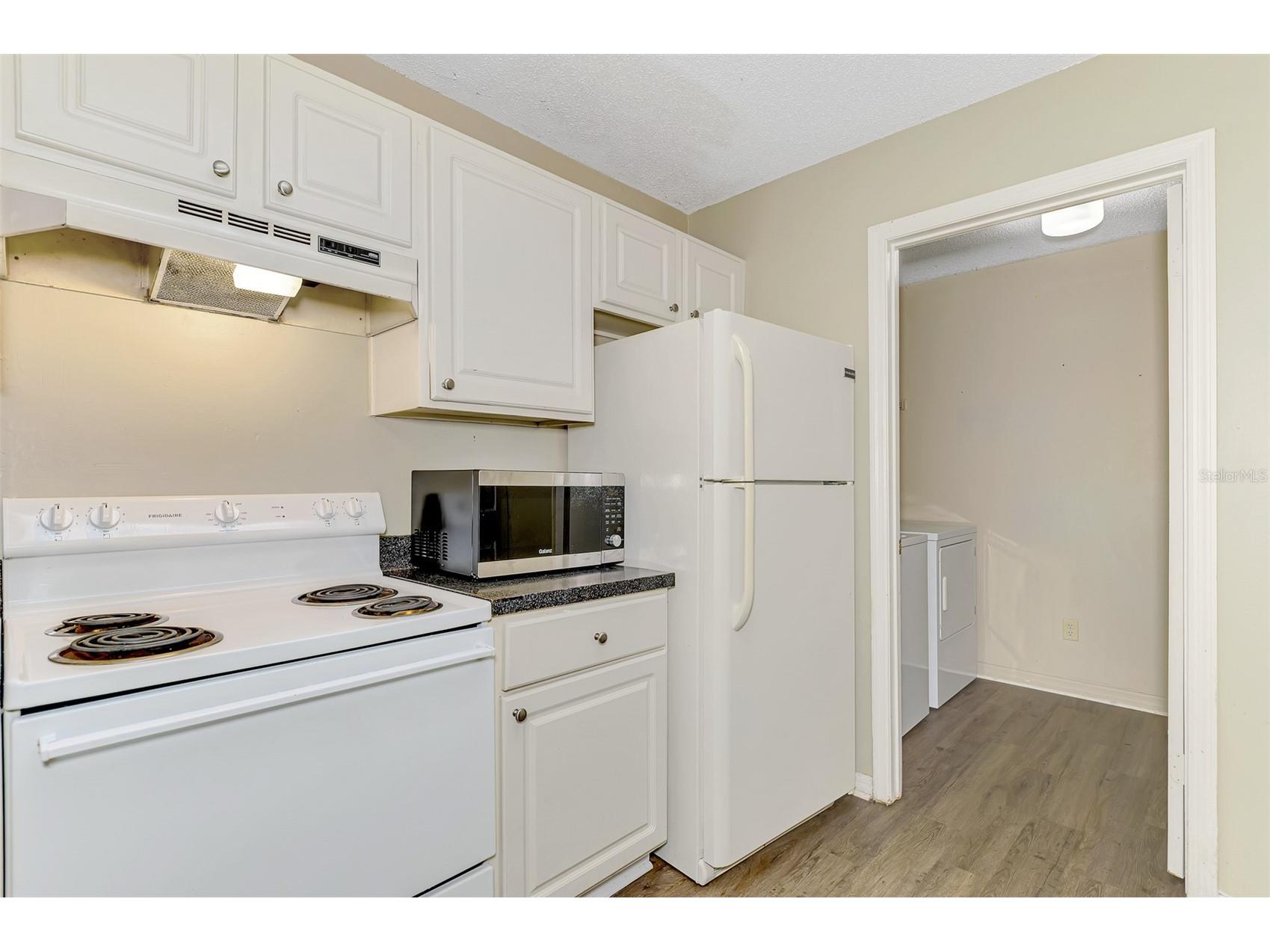 4045 Crockers Lake Boulevard #11 Sarasota FL 34238 TB8492484 image19