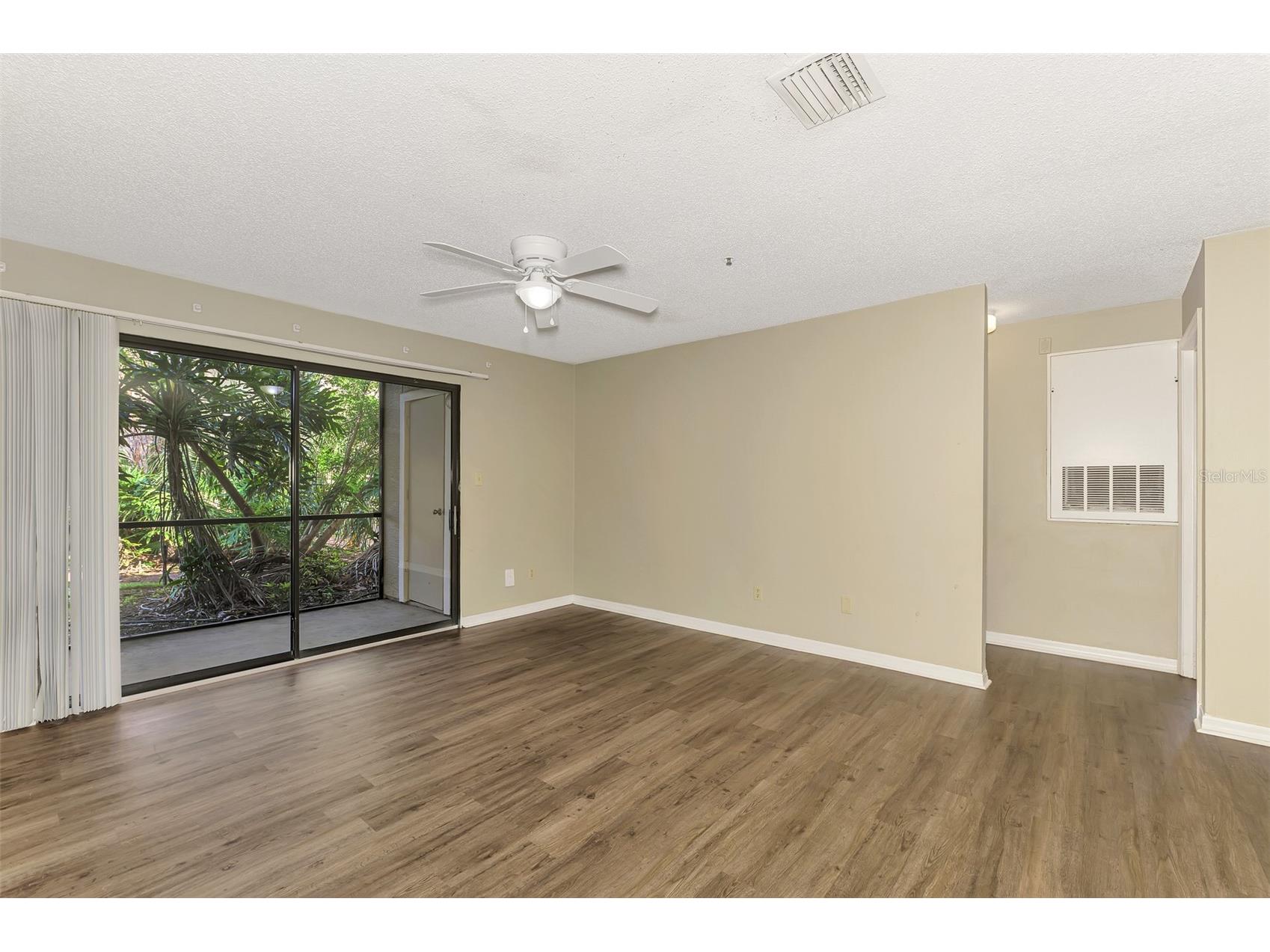 4045 Crockers Lake Boulevard #11 Sarasota FL 34238 TB8492484 image25