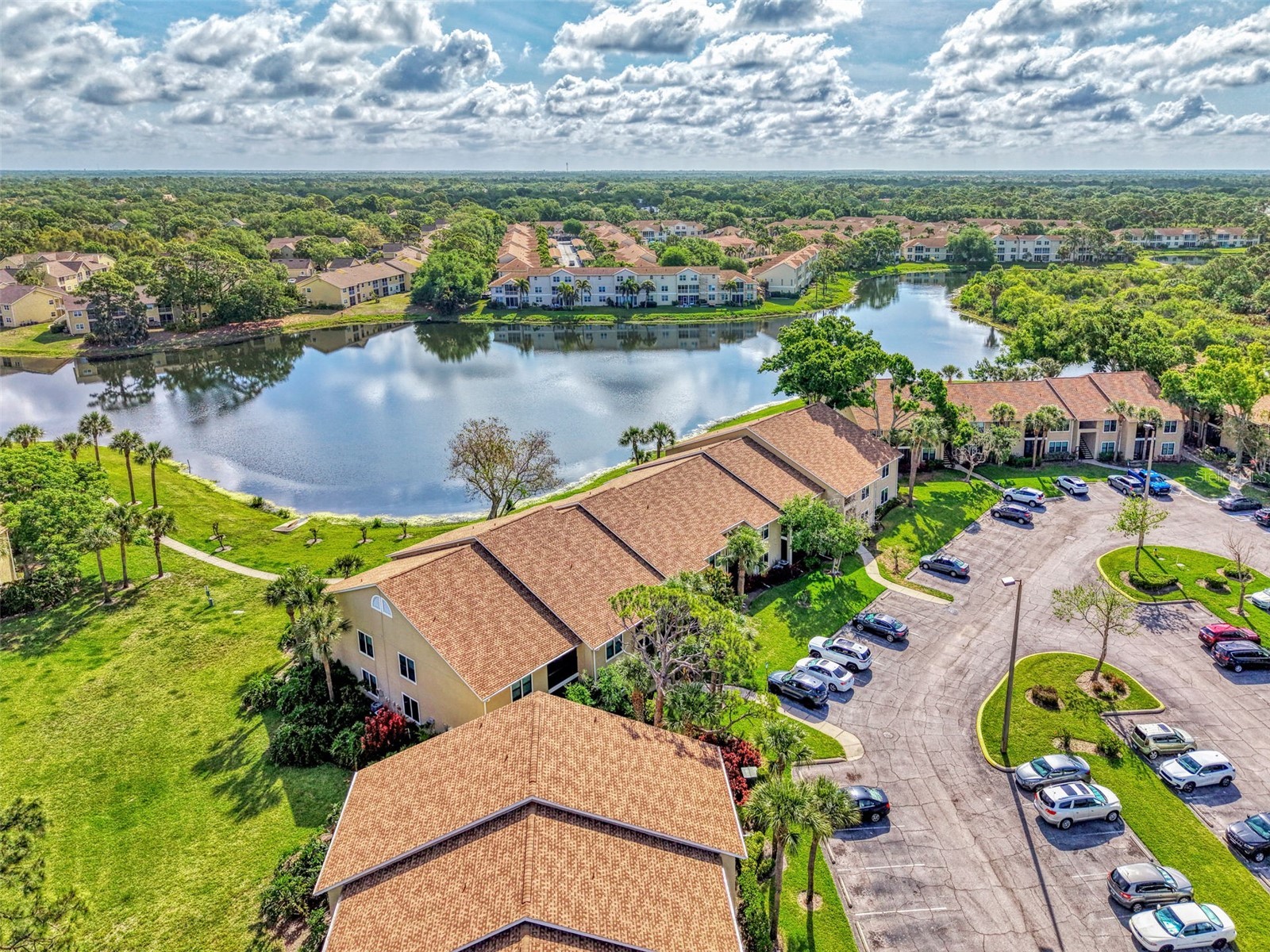 4045 Crockers Lake Boulevard #11 Sarasota FL 34238 TB8492484 image3