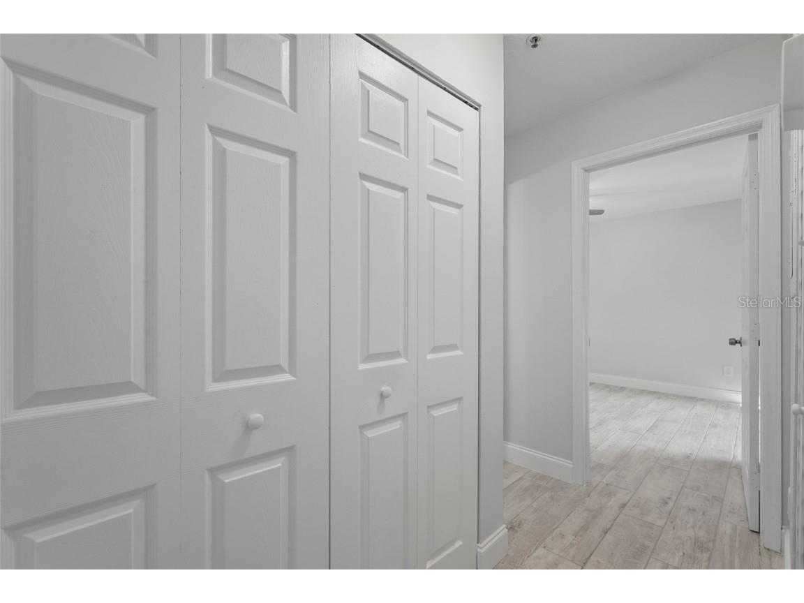 4045 Crockers Lake Boulevard #23 Sarasota FL 34238 A4666552 image43