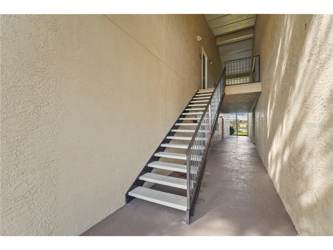 4045 Crockers Lake Boulevard #23 Sarasota FL 34238 A4666552 image47