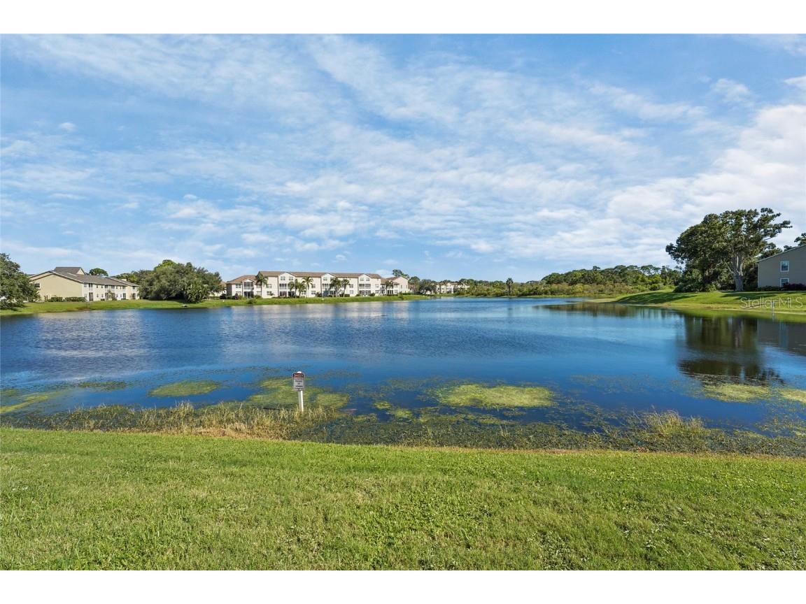4045 Crockers Lake Boulevard #23 Sarasota FL 34238 A4666552 image53