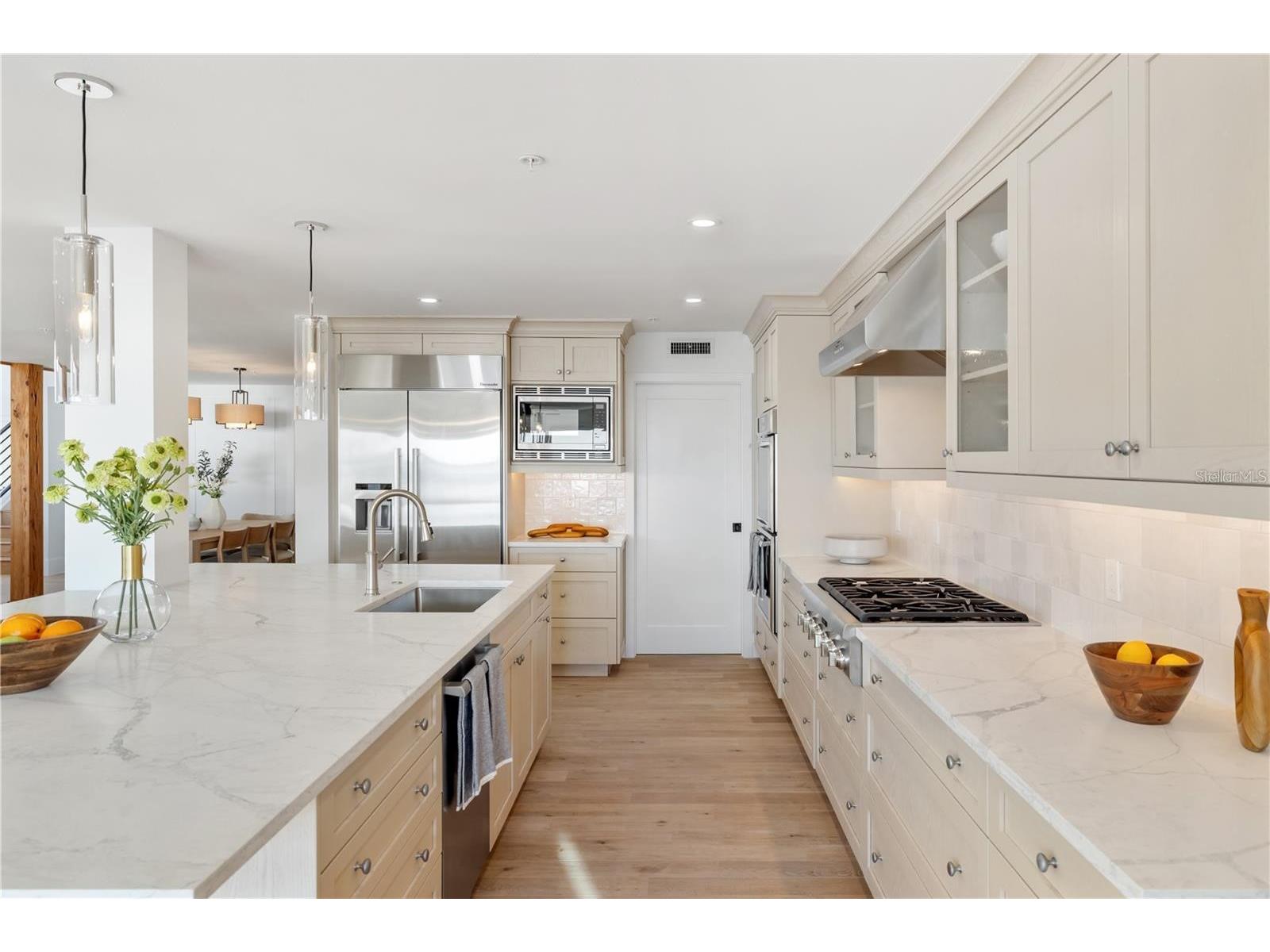 4046 Higel Avenue Sarasota FL 34242 A4682070 image45