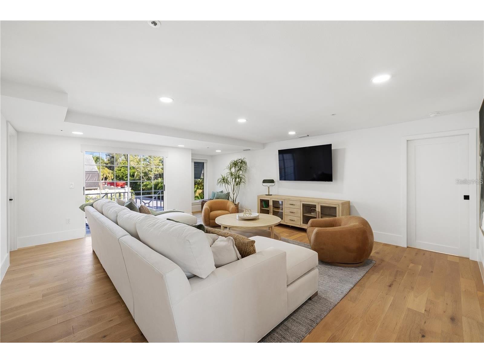 4046 Higel Avenue Sarasota FL 34242 A4682070 image82