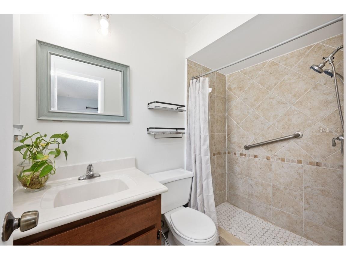 4046 Luan Drive Orlando FL 32808 O6357861 image11