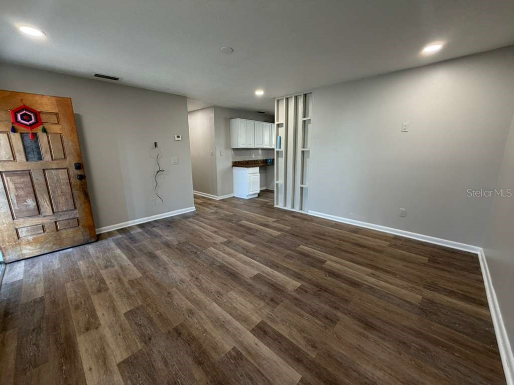 4046 Queen Anne Drive Orlando FL 32839 O6401850 image2