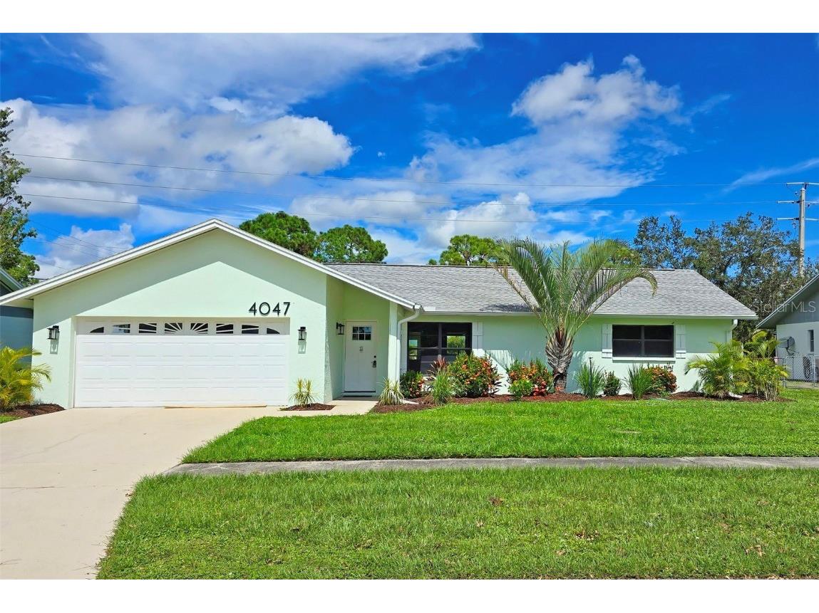 4047 Teakwood Lane Sarasota FL 34232 A4625282 image1