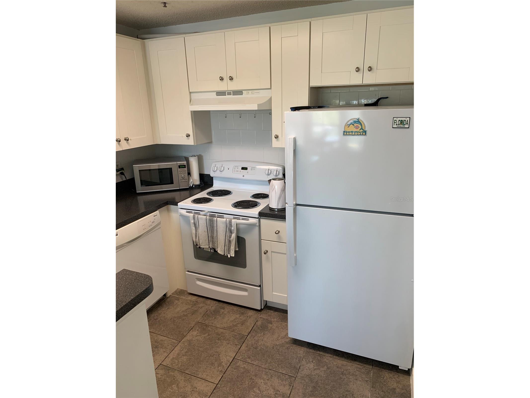 4049 Crockers Lake Boulevard #25 Sarasota FL 34238 A4690106 image5