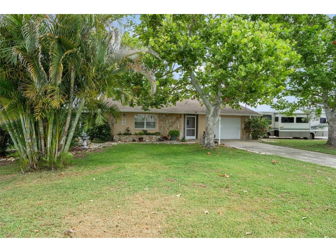 4049 Hermosa Boulevard Hernando Beach FL 34607 W7855239 image1