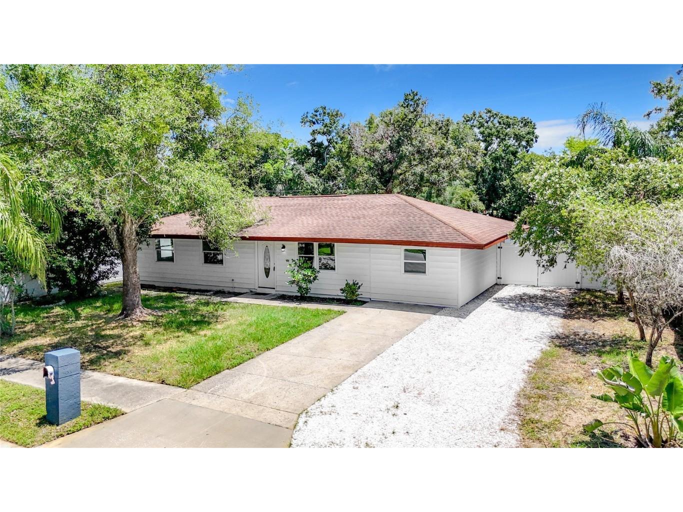 405 13th Street NE Ruskin FL 33570 T3549011 image1