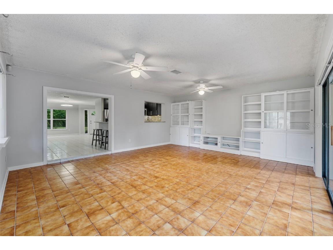 405 1st Avenue SE Lutz FL 33549 TB8442730 image11