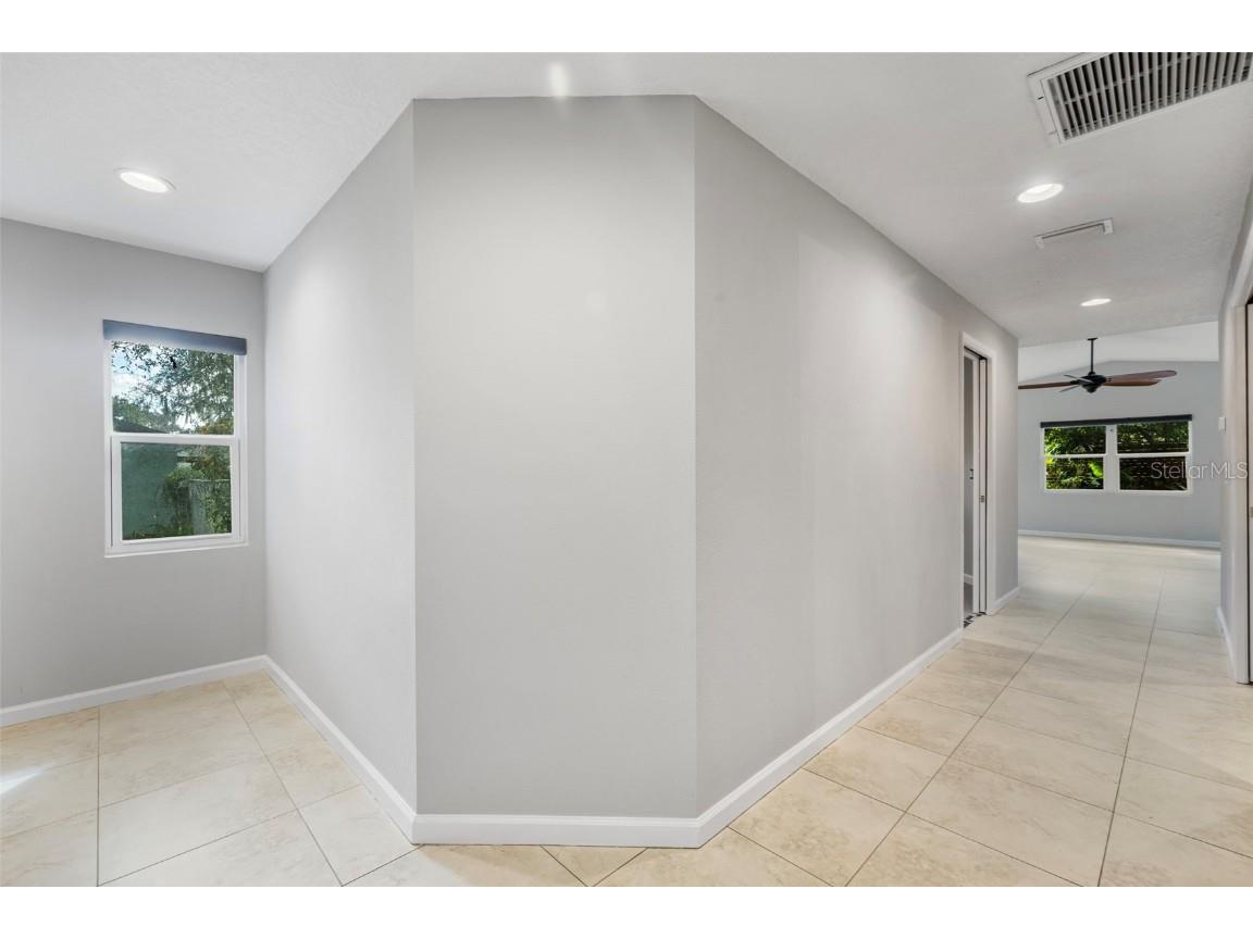 405 1st Avenue SE Lutz FL 33549 TB8442730 image20