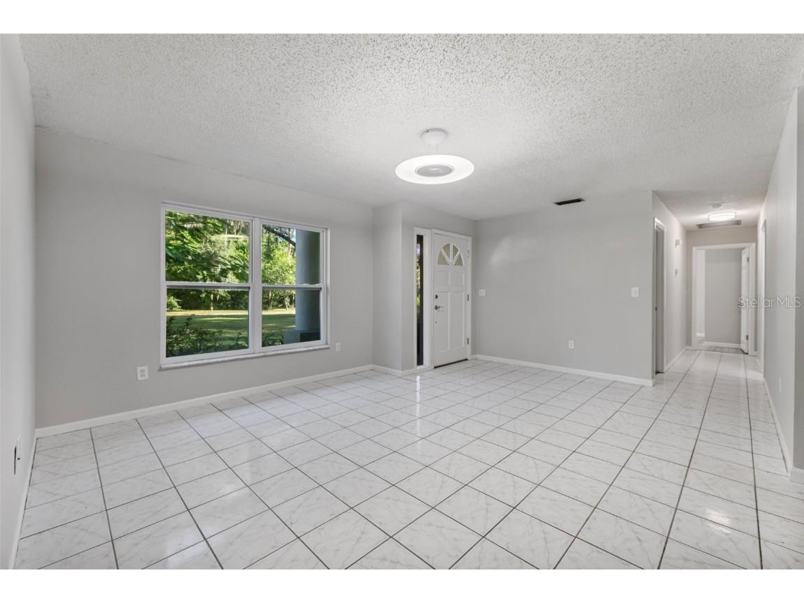 405 1st Avenue SE Lutz FL 33549 TB8442730 image5