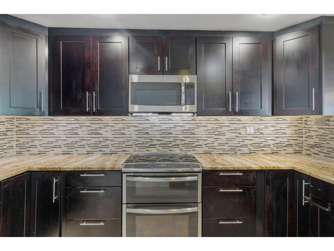 405 1st Avenue SE Lutz FL 33549 TB8442730 image8