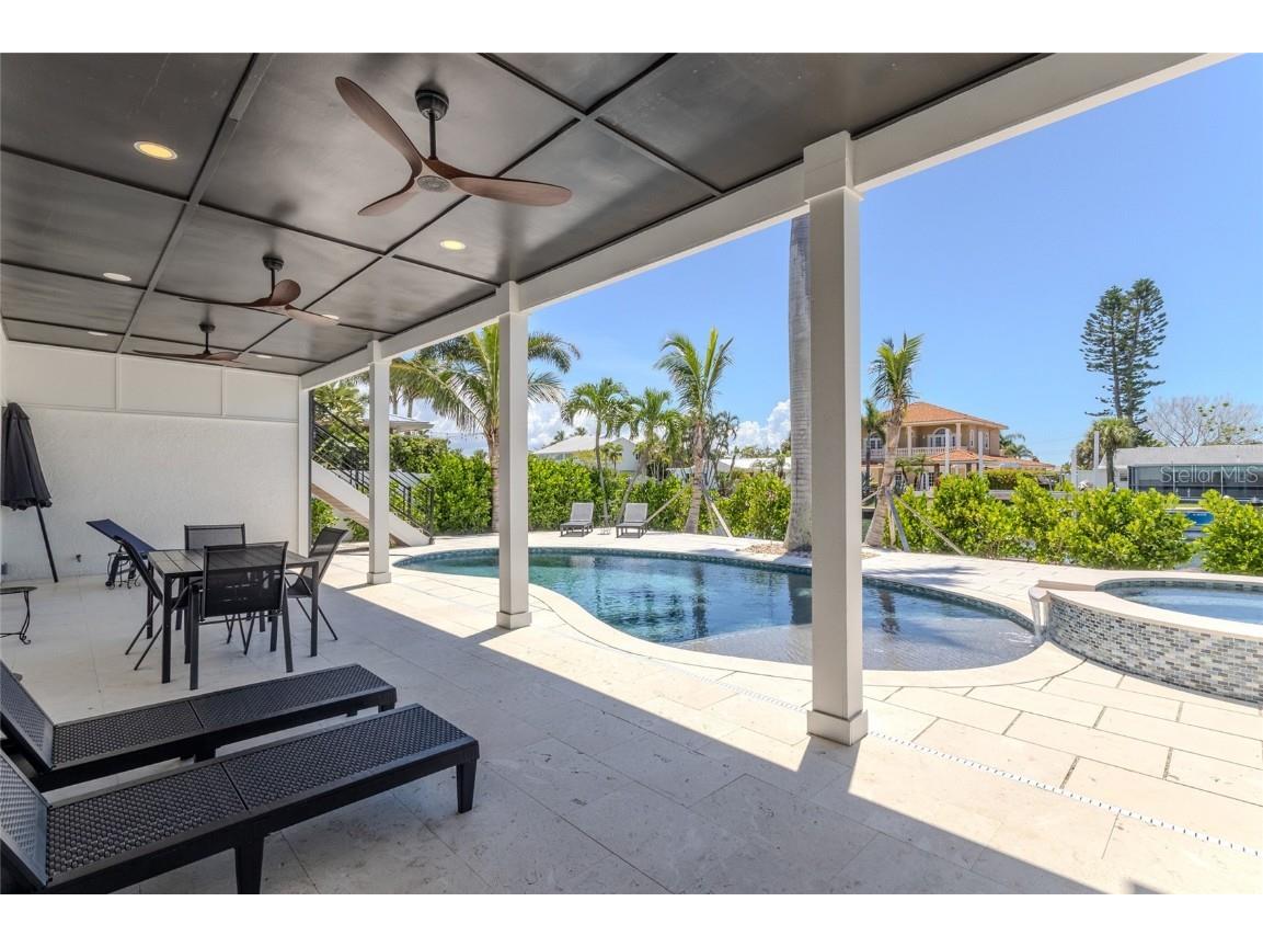 405 28th Street Holmes Beach FL 34217 TB8418360 image13