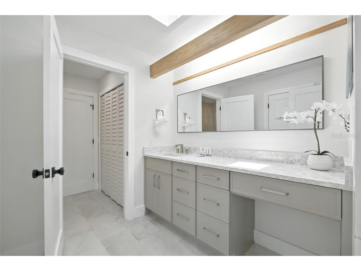 405 28th Street Holmes Beach FL 34217 TB8418360 image32