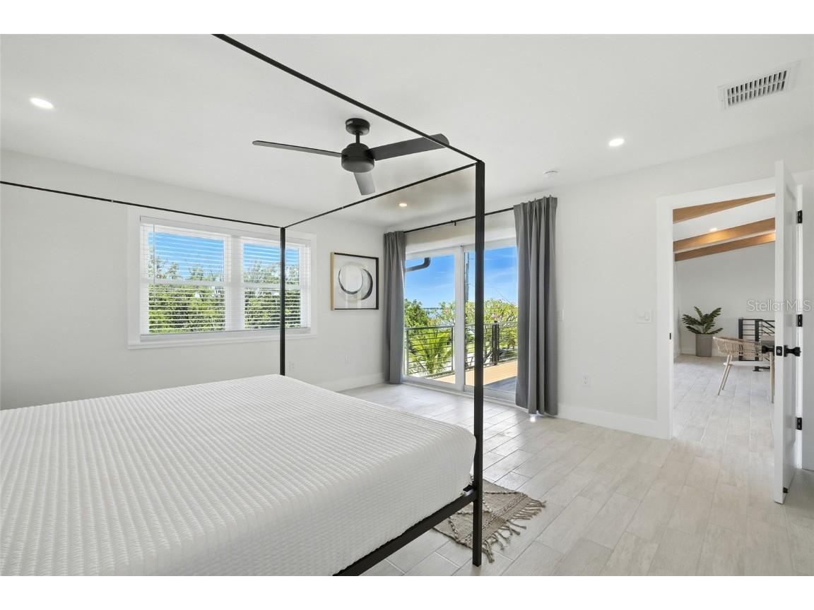 405 28th Street Holmes Beach FL 34217 TB8418360 image34