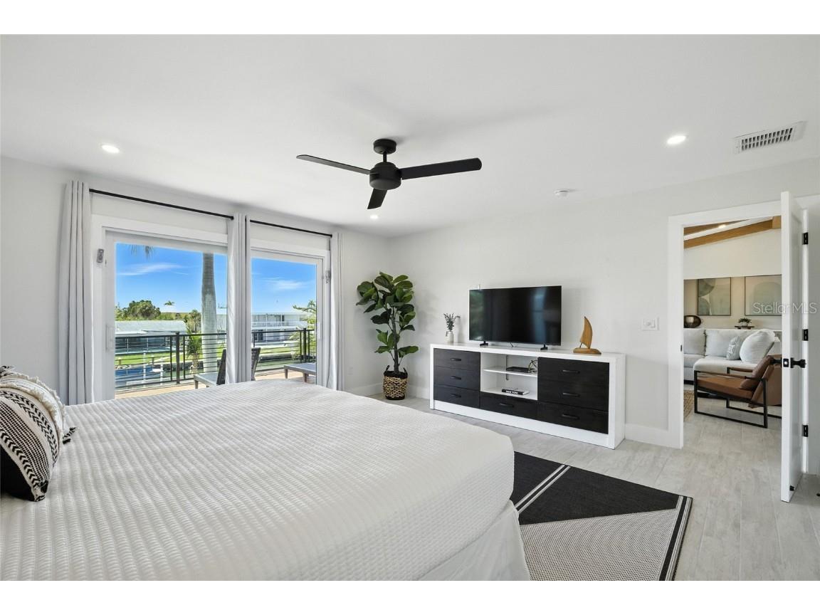 405 28th Street Holmes Beach FL 34217 TB8418360 image37