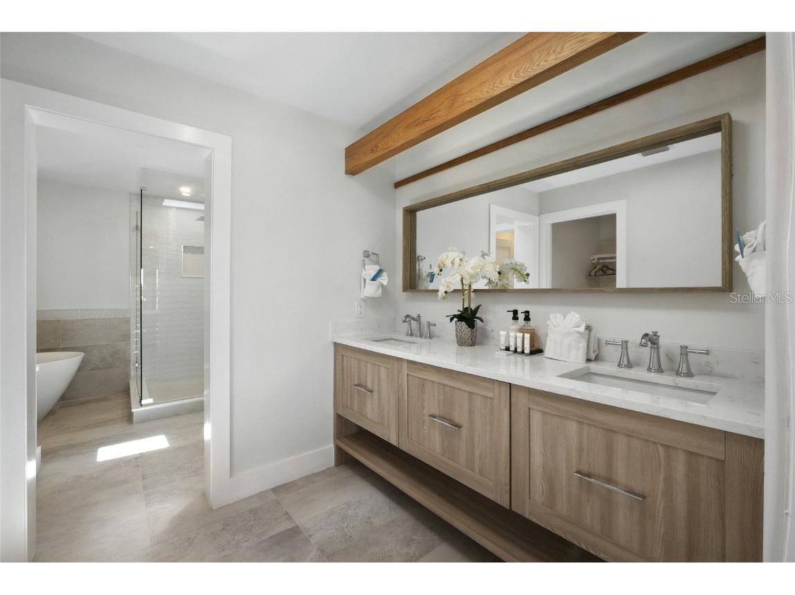 405 28th Street Holmes Beach FL 34217 TB8418360 image38