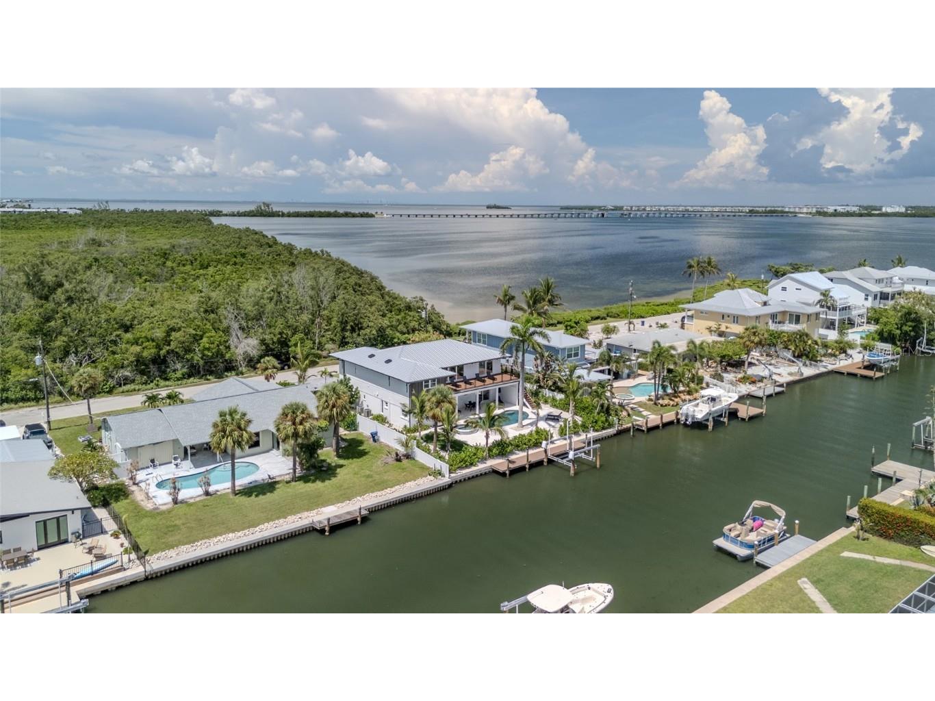 405 28th Street Holmes Beach FL 34217 TB8418360 image50