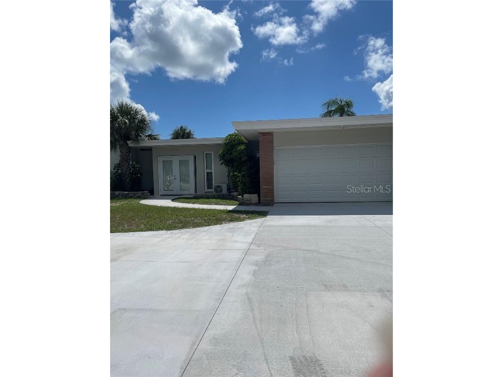 405 4th Avenue N Tierra Verde FL 33715 TB8417546 image1