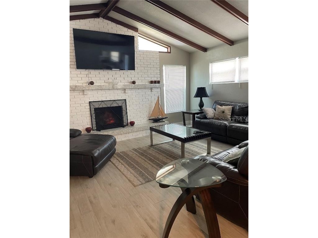 405 4th Avenue N Tierra Verde FL 33715 TB8417546 image11