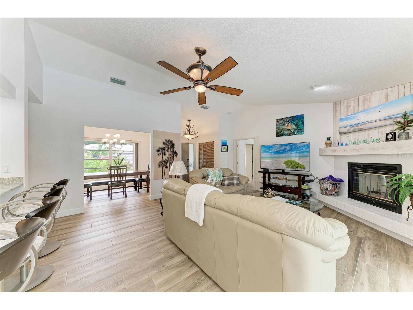 405 Bayside Lane Nokomis FL 34275 A4695801 image10