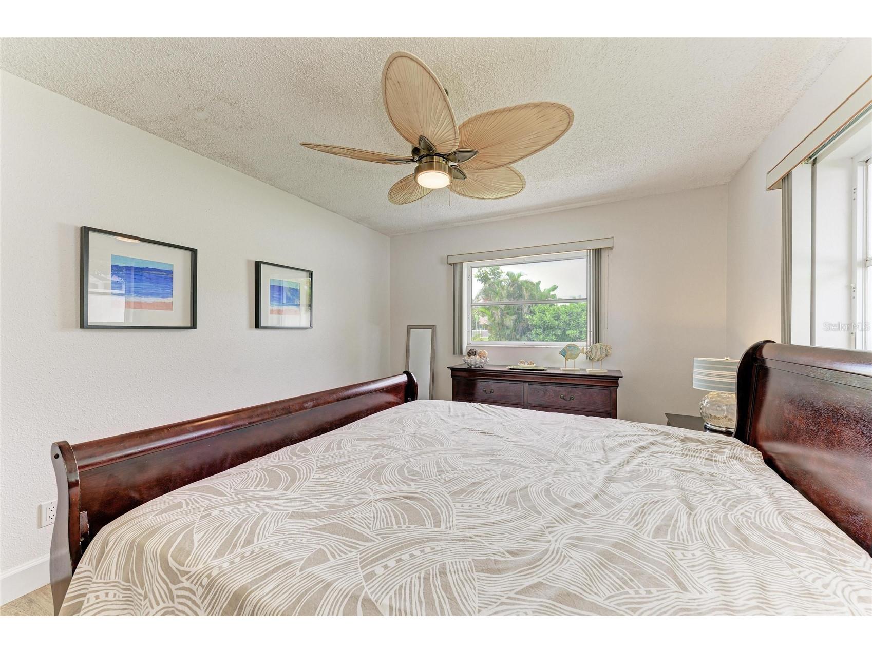 405 Bayside Lane Nokomis FL 34275 A4695836 image43