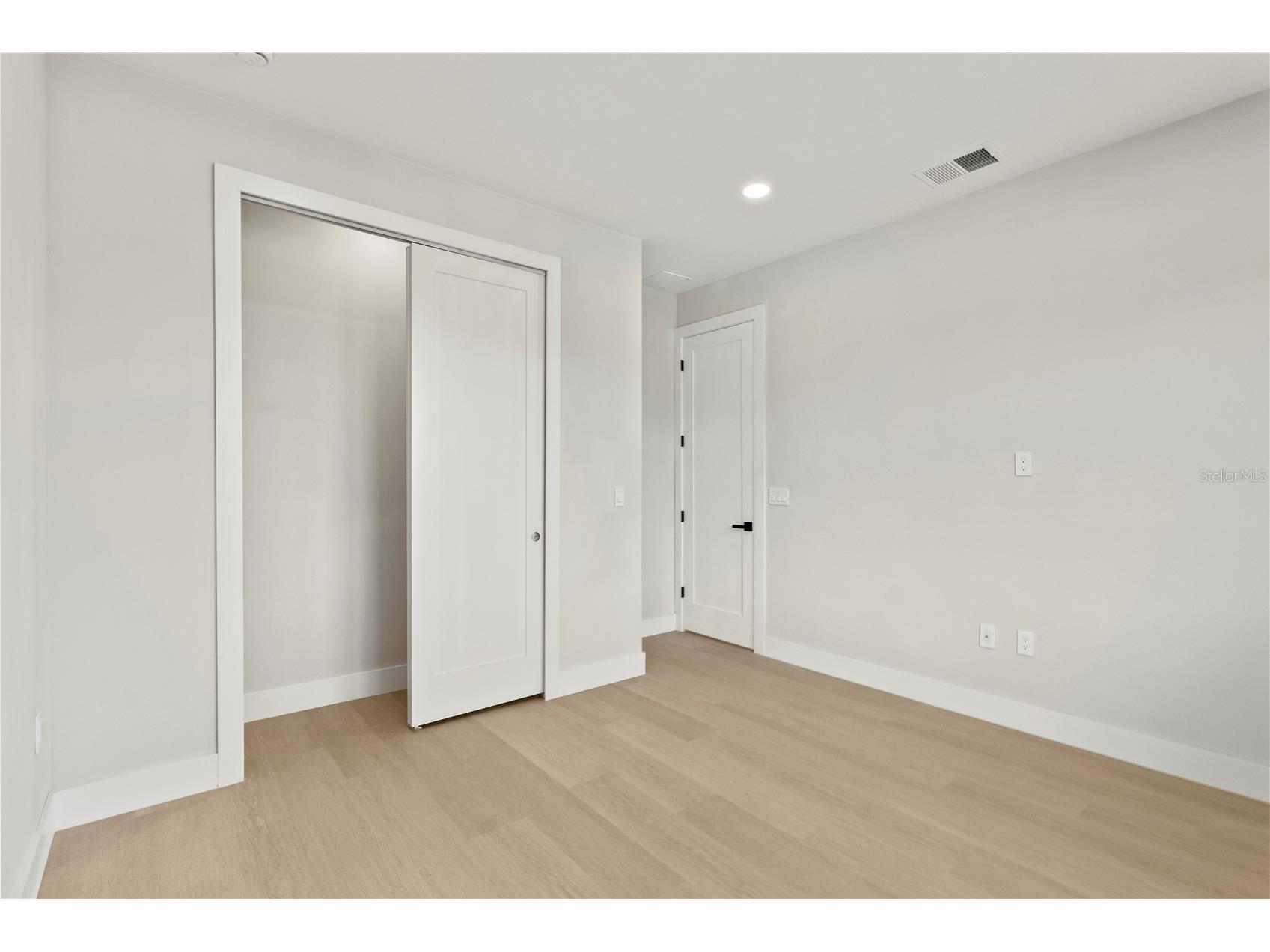 405 Calhoun Place Orlando FL 32801 O6380196 image29