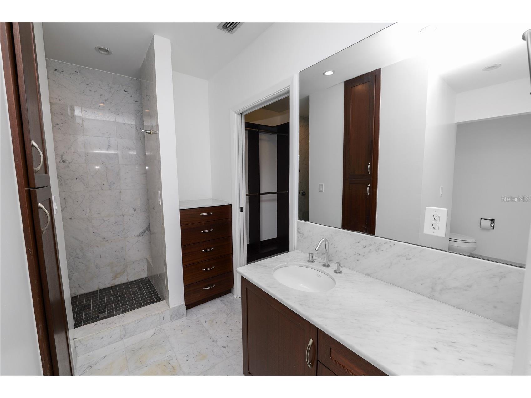 405 Central Ave #210 Saint Petersburg FL 33701 TB8474795 image17