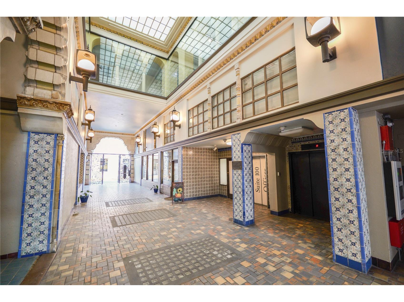 405 Central Ave #210 Saint Petersburg FL 33701 TB8474795 image27