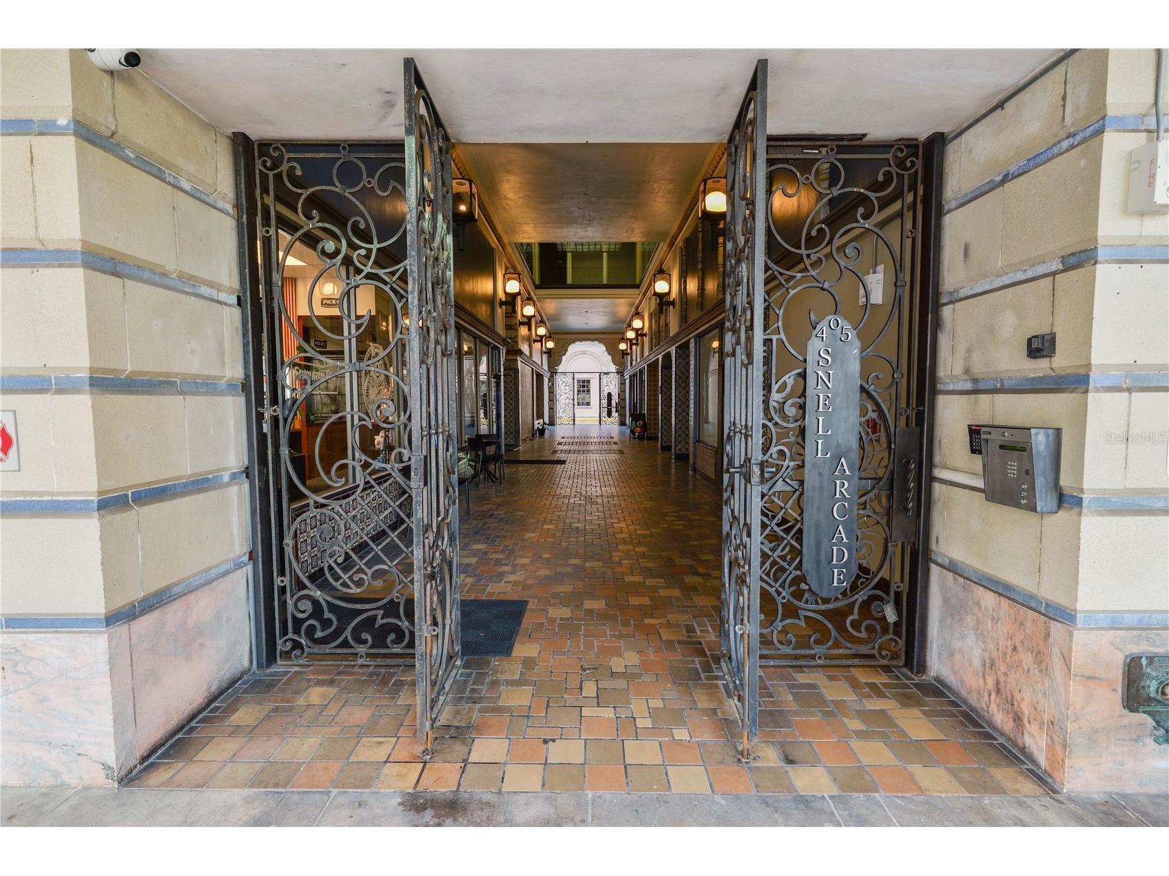 405 Central Ave #210 Saint Petersburg FL 33701 TB8474795 image4