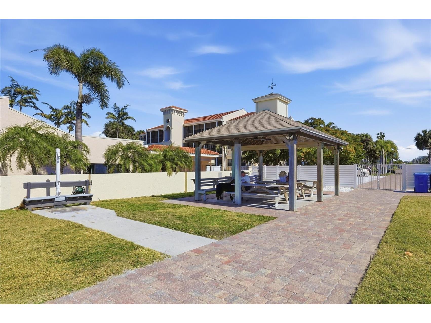 405 Darling Drive Venice FL 34285 A4681381 image49
