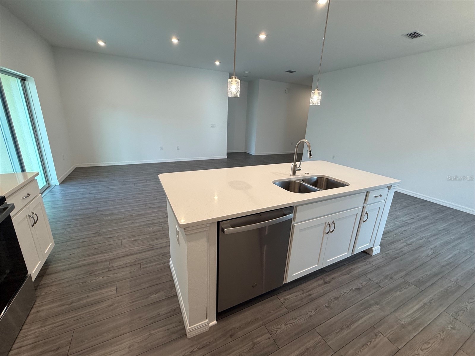 405 Eventide Avenue Mascotte FL 34753 O6412069 image8