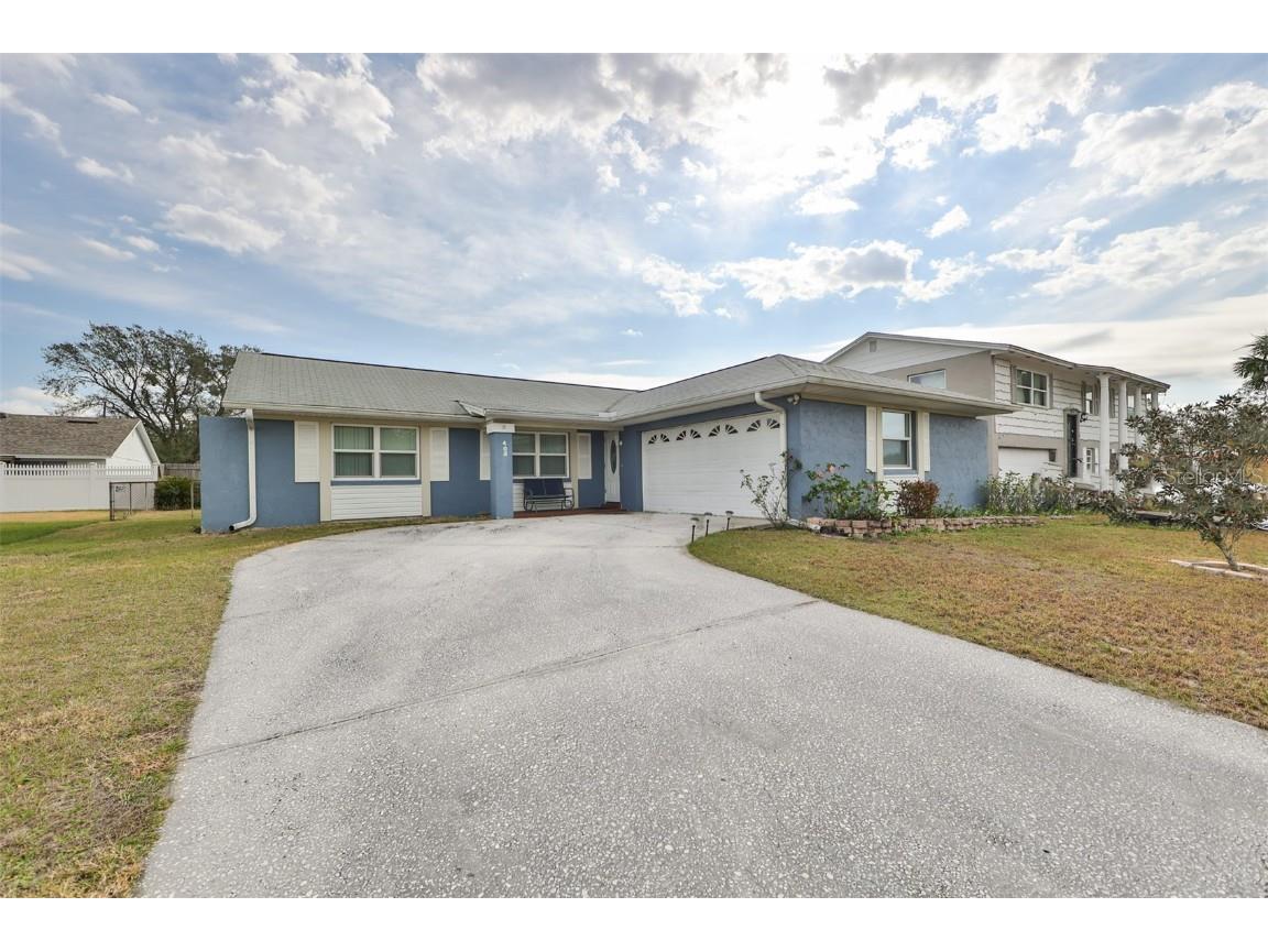 405 Foxwood Drive Brandon FL 33510 T3424707 image1